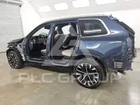 2025 Volvo XC90 фото