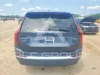 2025 Volvo XC90 photo