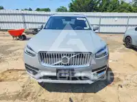 2025 Volvo XC90 photo