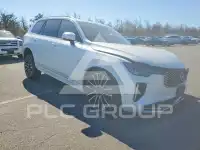 2025 Volvo XC90 фото