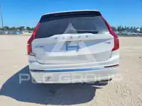 2025 Volvo XC90 фото
