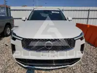 2025 Volvo XC90 фото