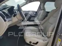 2025 Volvo XC90 фото