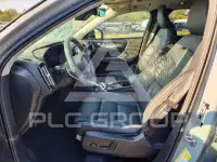 2025 Volvo XC40 фото