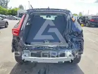 2025 Volvo XC40 photo