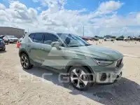 2025 Volvo XC40 фото