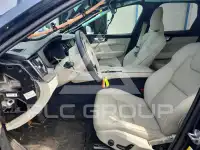 2025 Volvo XC60 фото