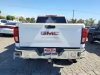 2025 GMC Sierra photo