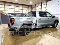 2025 GMC Sierra photo