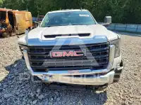 2025 GMC Sierra photo