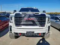 2025 GMC Sierra photo
