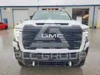 2025 GMC Sierra photo