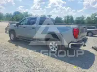 2025 GMC Sierra photo