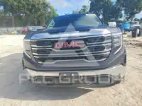 2025 GMC Sierra photo