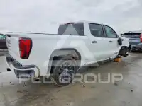 2025 GMC Sierra photo