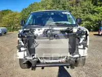 2025 GMC Savana фото