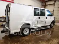 2025 GMC Savana photo