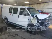 2025 GMC Savana фото