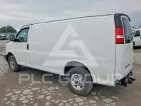 2025 GMC Savana photo