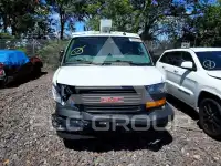 2025 GMC Savana фото