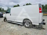 2025 GMC Savana фото