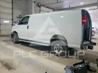 2025 GMC Savana фото