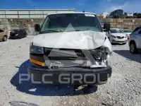 2025 GMC Savana фото