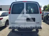 2025 GMC Savana фото