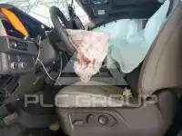 2025 GMC YUKON фото