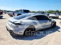 2025 Porsche Taycan photo