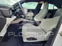 2025 Porsche MACAN фото