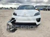 2025 Porsche MACAN фото