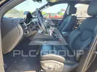 2025 Porsche MACAN photo