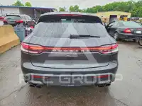 2025 Porsche MACAN photo