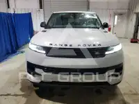 2025 Land Rover Range Rover photo