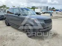 2025 Land Rover Range Rover photo