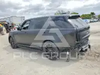 2025 Land Rover Range Rover photo