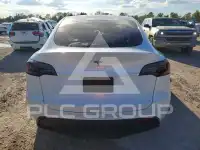 2025 Tesla Model Y фото