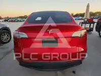 2025 Tesla Model Y фото