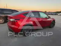 2025 Tesla Model Y фото