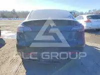 2025 Tesla Model Y фото