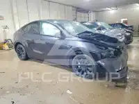 2025 Tesla Model Y photo