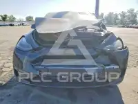 2025 Tesla Model Y фото
