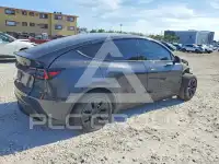 2025 Tesla Model Y photo