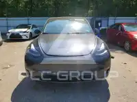 2025 Tesla Model Y фото