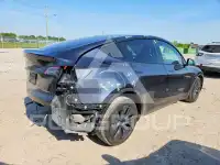 2025 Tesla Model Y фото