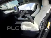 2025 Tesla Model Y photo