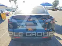 2025 Tesla Model Y фото