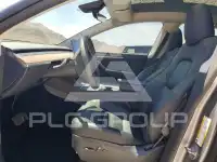 2025 Tesla Model Y фото