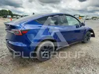 2025 Tesla Model Y фото